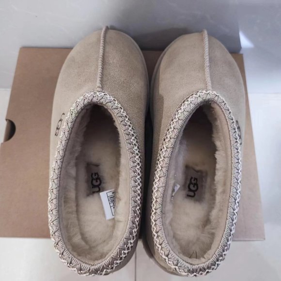 Brand New Uggs Women's Tasman Mustard Seed color - Picture 4 of 9